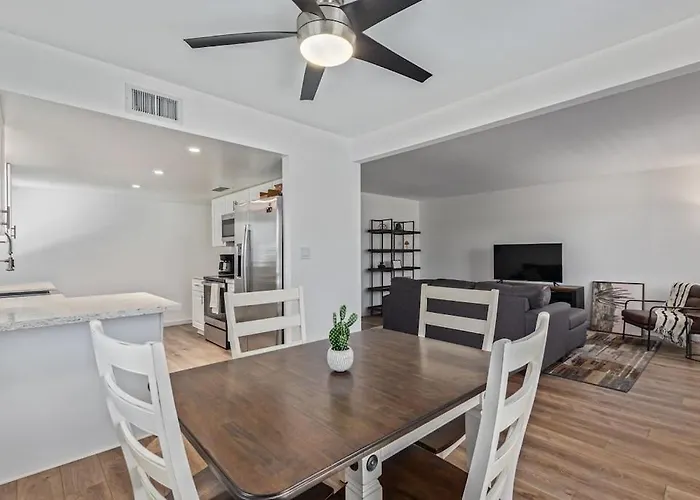 Holiday home New Remodeled On Golf Course Mesa